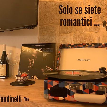 Locus Pendinelli Trani Bed & Breakfast Bagian luar foto