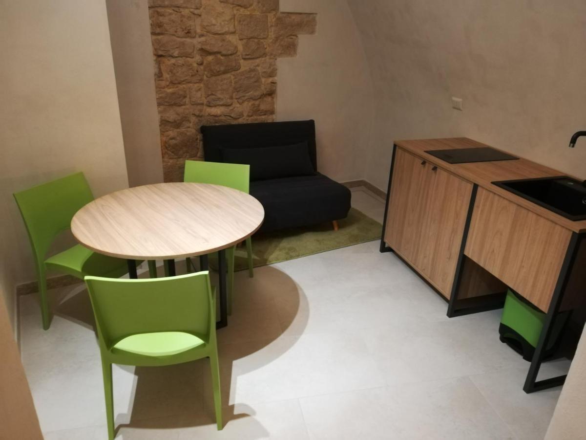 Locus Pendinelli Trani Bed & Breakfast Bagian luar foto