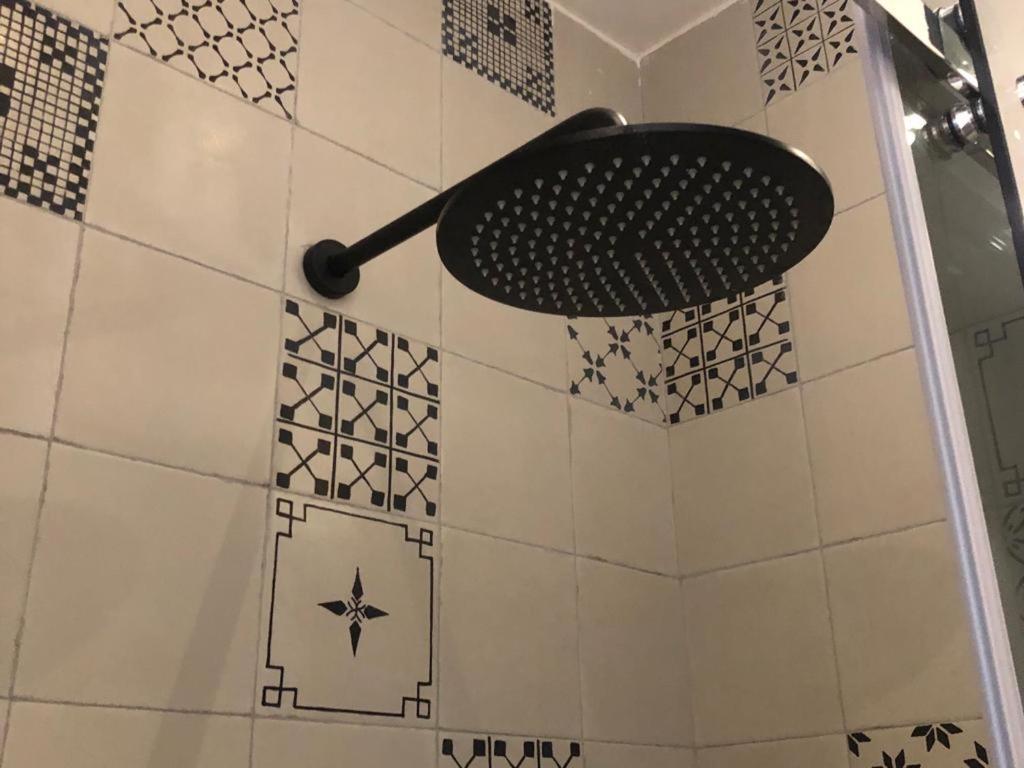 Locus Pendinelli Trani Bed & Breakfast Bagian luar foto