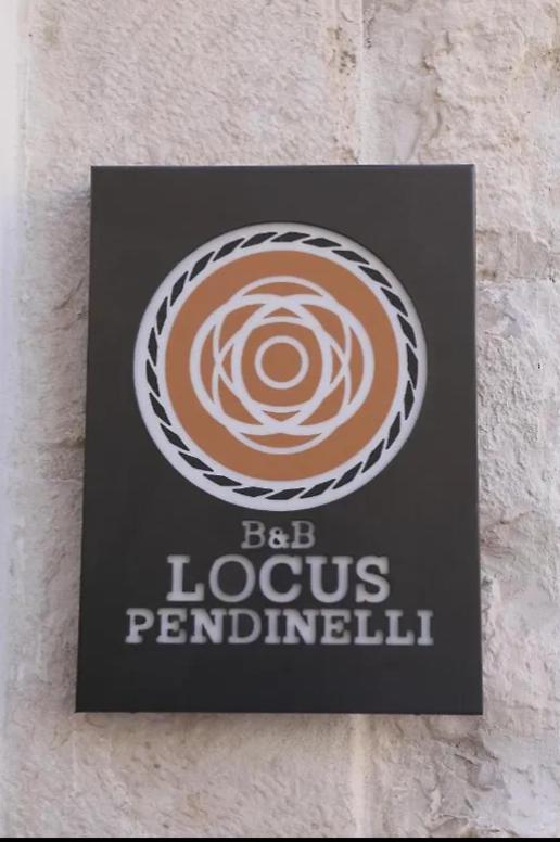 Locus Pendinelli Trani Bed & Breakfast Bagian luar foto